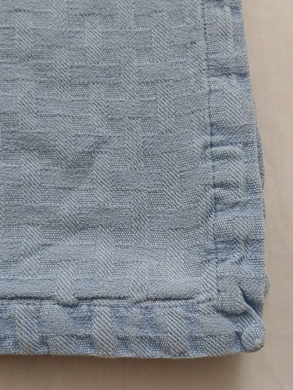 Pfaltzgraff Vintage Blue Tablecloth